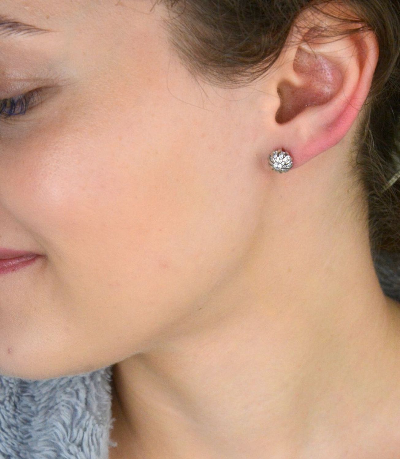 Kolczyki damskie srebrne okrągłe w cyrkonie próba 925, K 2247.jpg